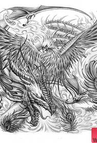 sebuah naga popular Eropah dan Amerika yang hebat dan manuskrip tato phoenix