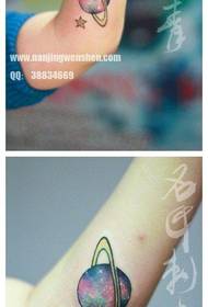 meninas braços belo estrelado pequeno planeta tatuagem padrão
