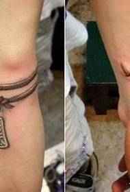 Bara de spectacole pentru tatuaje a recomandat un model de tatuaj cu brățări personalizate