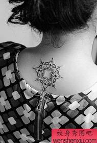 girls terug mooi mooi klein van Gogh-tatoeëringpatroon