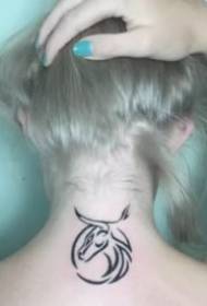 9 per opere di tatuaggio di Tauro