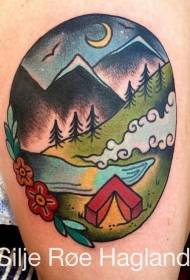 modello di tatuaggio di montagna stile scuola braccio colore