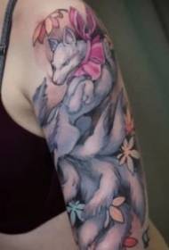 Oibríonn grúpa de Anime tánaisteach tattoo tattoo