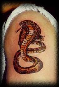 tatuaxe realista de cor do ombre realista tatuaxe