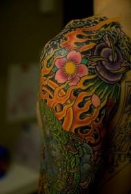 рука красочный азиатский демон татуировки