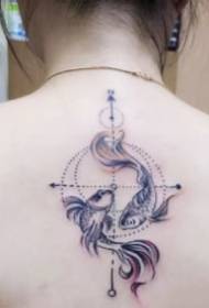 9 fir Pisces Pisces Tattoo funktionnéiert