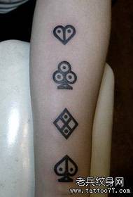 msichana mkono spades mraba kipande plum nyekundu moyo tattoo muundo