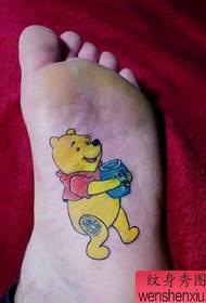 a cartoon Winnie the Pooh