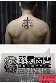 suosittu suosittu Vaaka-tatuointikuvio