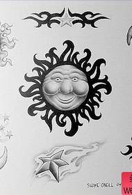 Ntughari ihe osise na okpukpu nke onyunyo: Sun Moon pentagram tattoo tattoo tattoo tattoo