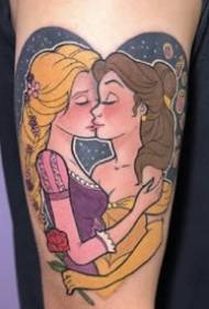 Il set di tatuaggi Disney del personaggio dei cartoni animati Disney funziona con le immagini