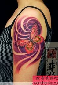 Tatuatge japonès braç de treball de color tatuatge de papallona patró