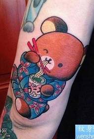 rangi ya katuni kuchora tatoo mfano