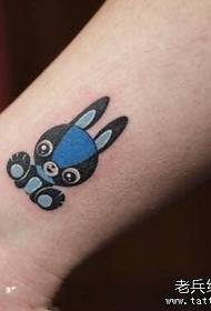 dievčatá roztomilý malý králik tetovanie vzor