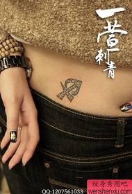 ang baywang ng babae maganda at tanyag na pattern ng tattoo ng Sagittarius