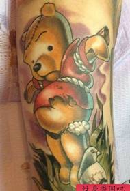 një karikaturë klasike popullore Pooh model i tatuazheve të ariut