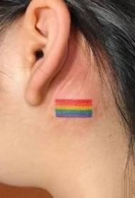 ora kliwat warna pola penghargaan tato sing cilik