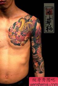 tatuazh gjarpri mashkull japonez Prajna 胛 tatuazh