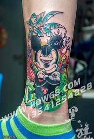 ຮູບແບບ Tattoo Mickey ຂອງການປົກຫຸ້ມຂອງ Tattoo ເກົ່າໃນຂໍ້ຕີນ