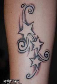 tato bintang di lengan