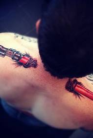 skokkende 3D tatoeëring op die skouer nek vir mans