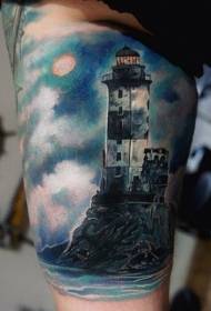 ブームの中の現実的な現実的な灯台タトゥーパターン