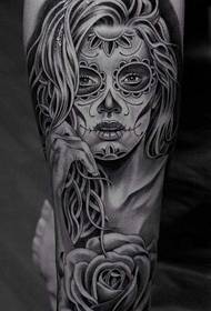 muundo wa picha ya tattoo ya kike