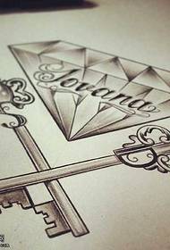 Rokopis Diamond Key Tattoo Pattern