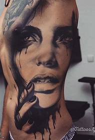 na hrudi realistický portrét tetovanie vzor