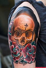 Veteran Tattoo Show mostra un tatuaggio di personalità per le immagini