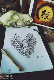 Manuscript Bone tattoo patroon