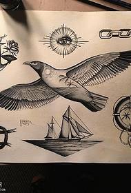 Manuskrip Classic Small Totem Tattoo Patroon