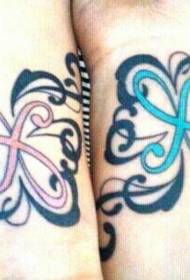 polso colorato modello celtico di amicizia totem tatuaggio