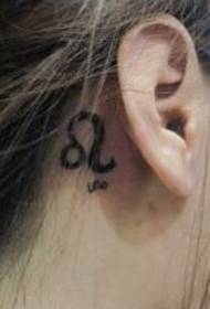 modello tatuaggio costellazione totem orecchio