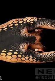 klasični 3D veliki totem uzorak tetovaža