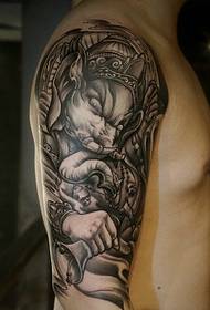 ročno črni sivi slon bog tetovaža vzorec vreden imeti