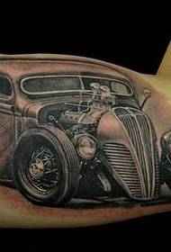 rankos senovės automobilio tatuiruotės modelis