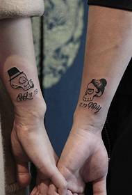 slika tetovaže starog para s bijelim glavom u ruci
