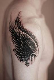 ọkunrin ká apá Eagle Wings tatuu