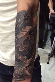 torba ruka crno-bijele tetovaže tetovaže lignje samouvjereno puna muškarac tipa 16669 zgodan puknuće ruke totem tetovaža tetovaža