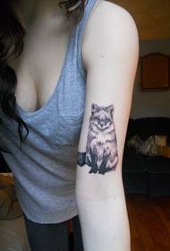 sehr süß und schön Arm Fuchs Tattoo
