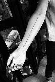 линия татуировки руки не то же самое чувство
