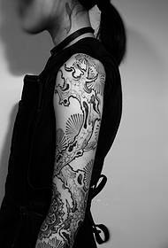 gambar hitam kecantikan bunga tato lengan profil tinggi murah hati