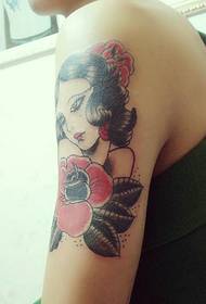 uma beleza sensual sexy retrato retrato tatuagem