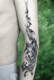 Tatuaggio tatuaggio volpe personalità uomo braccio