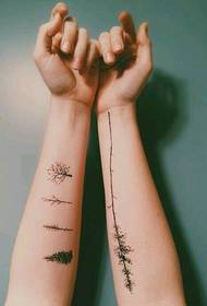 рука благородної та свіже дерево татуювання татуювання