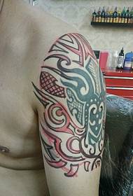 grote totem klassieke totem tattoo tattoo