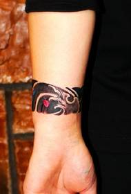 stylish personality arm totem tattoo picture