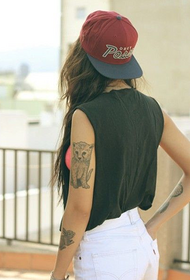 European girl Arm cat tattoo pattern
