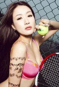 Sun Jingyuan flower arm rose butterfly tattoo